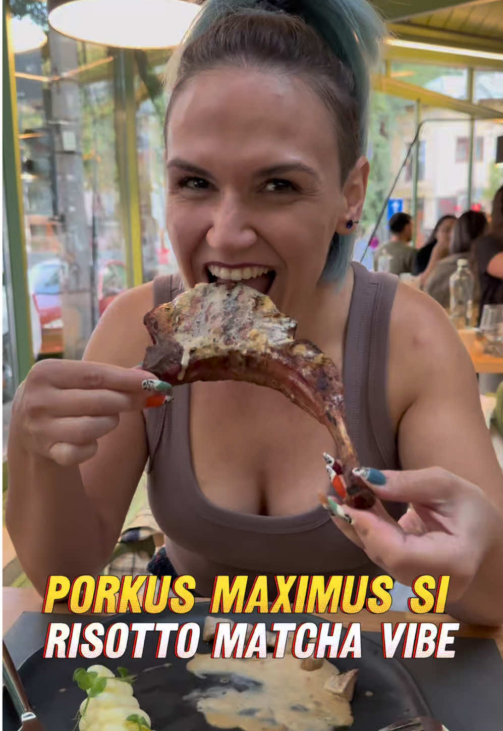 Porkus Maximus și Risotto Matcha Vibe! Cea mea virala terasă din București a venit cu un meniu nou. @eggspress.romania ,după ora 17, se transforma in Eggscelent.  ✅ Ce am luat  🔹Cauli Tempura - 42 lei  🔹Tokyo Pop - 36 lei  🔹Matcha vibe - 65 lei  🔹Umami Royale - 79 lei  🔹Halfway to Mexico - 81 lei  🔹Porkus Maximus - 89 lei  🔹Tokyo Brioche - 49 lei  🔹Perla - 45 lei  🔎 Pentru curiosi  - a devenit viral datorita mâncării bune si instagramabile  - vine des cu produse noi în meniu  - de când a deschis, la Începutul lui 2025, acesta a reușit sa se dezvolte constant prin îmbunătățirea serviciilor, calității mâncării și înfrumusețarea locului. - tot aici găsești și cea mai buna narghilea ( așa ne-au spus oamenii👀) #lookingforfood #terasabucuresti #fypviral #restaurantbucuresti #bucharestfoodguide 