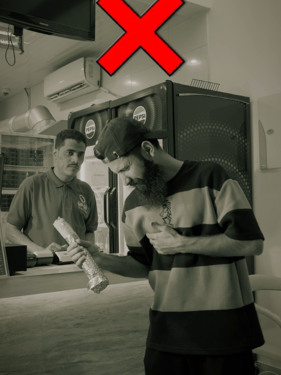 انتبه تشتري شاورما وحده 🌯🌯 @FilMagic  #نجران_السعوديه #مطاعم_نجران #شاورما #foryoupage #explor 