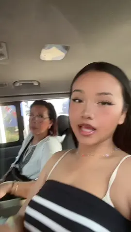 #fyp #🇲🇬 heureusement ma mère n’entendait pas les paroles mdrr   Je n’ai retenue que : je la déshabille comme un babybel😂😂