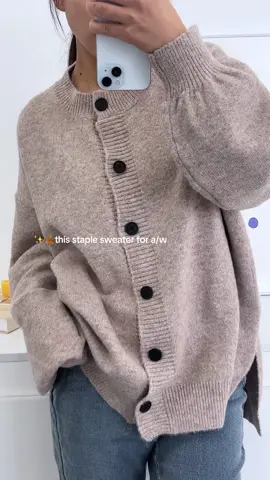 🧸✨you could not imagine how soft it would be !! I’m literally obsessed 🖤 #sweater #autumnoutfits #sweaterweather #spotlight 