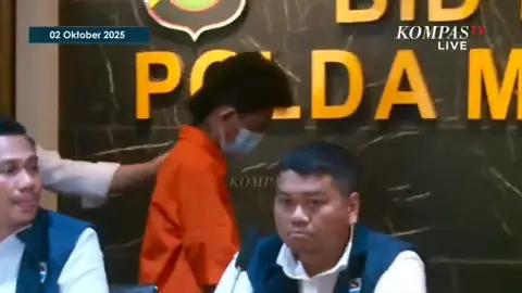 Sosok Hacker Bjorka Ditangkap! Klaim Retas 4,9 Juta Data Nasabah Bank #polisi #fypppppppppppppppppppppp #bjorka 