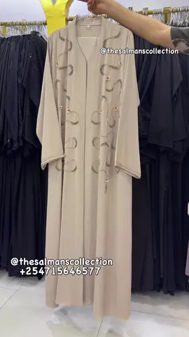 The second wonderful deaign of this vip abaya deaign 
