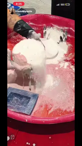 Sponge Squeezes:  Creators: @sammipaste @Lu 🫧💗  #powder #asmr #CleanTok #spongesqueezing #powderbombs 