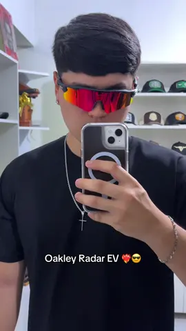 Últimas unidades 😎🔥 #belicapsbo #sczbolivia🇳🇬🇧🇴 #oakley #gafas #fyp 