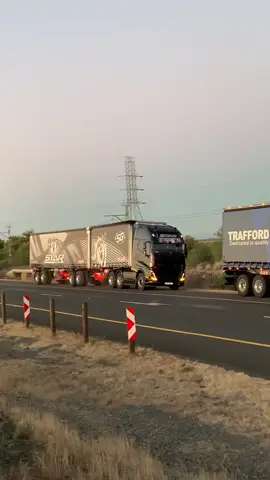 Bhut Themba 🫡🏆🇳🇱#traffordpackaging #fyp #volvotruck #youngtrucker 