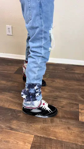 ONE OF MY FAVORITE PROJECTS IVE WORKED ON 🙂‍↕️🙂‍↕️🙂‍↕️ HOW YALL FEELIN EM ??? AVAILABLE FOR COMMSSION OR PURCHASE @RANGEINHOUSE ONA GRAMSKI  #sewninhouse #streetwear #mensfashion #denimprojects #DIY 