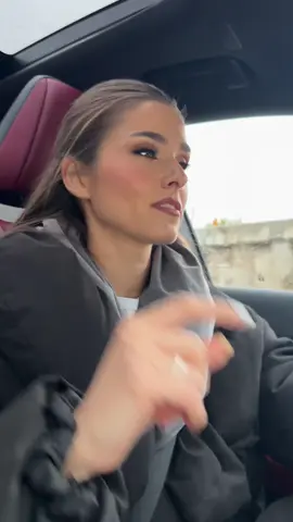 Cea mai noua de la Leo♥️ pentru toate iubirile complicate😂😂😂