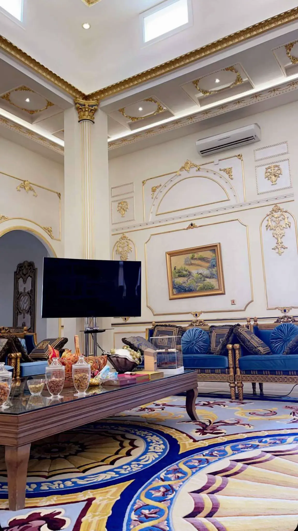 #محمد_بن_سلمان_حبيب_الشعب #الديوان_الملكي_السعودي #الملك_سلمان_بن_عبدالعزيز_الله_يحفظه #الصالات_الملكية #مجلس_الشورى_السعودي 