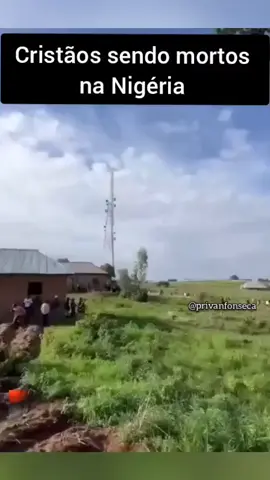 Você sabia que mais de 100 mil cristão e mais de 18 mil igrejas já foram destruídas na Nigéria ? E estamos fazendo vista grossa pra isso... #cristao #perseguicao #mortes #nigeria #orar 
