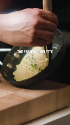 How to make an omelette !  #cookingtips #cookingtiktok 