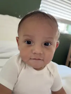 Nobody does face expressions like Zaza😭🌸💗 @Zaza #fyp #zaza #babylove #babyvideos #babiesoftiktok @Laro Benz @Sachi 🌸 