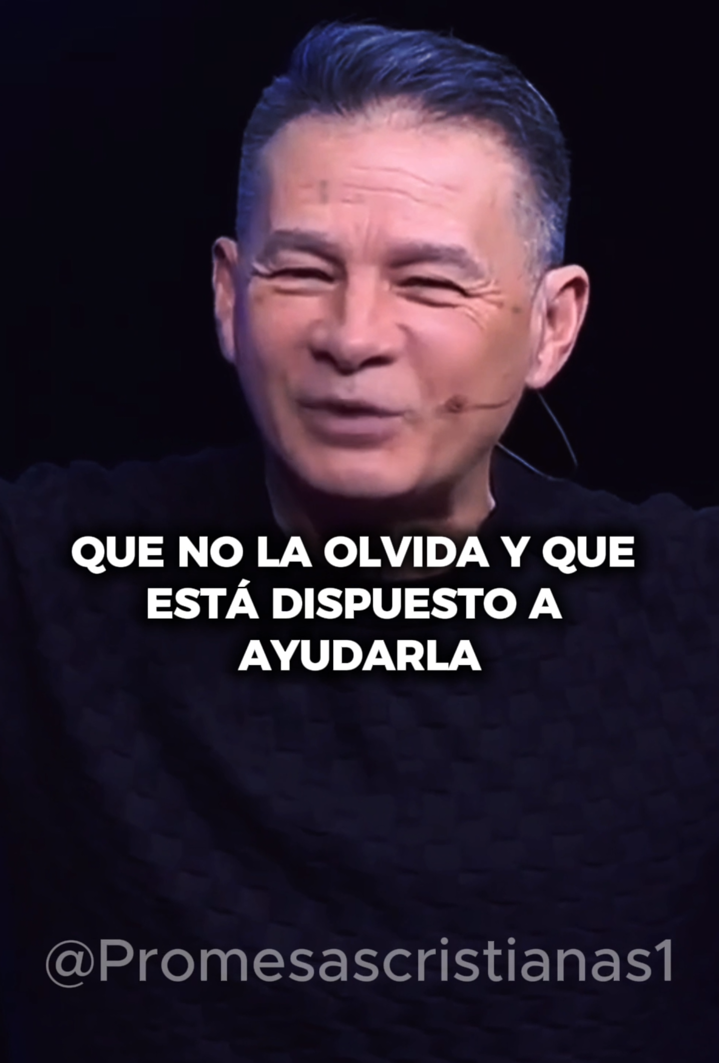El hijo que bendice a su madre, nunca queda sin recompensa #dios #oracion #oraciones #madre #bendiciones 