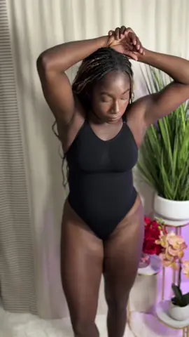 #tiktokshopcreatorpick #tiktokrestock #shapewear #shapeweargirl #shapeweartiktok