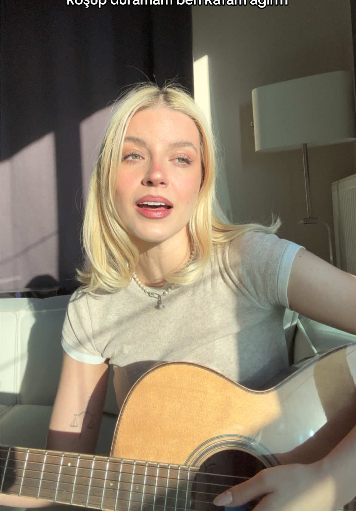 Gel sarıl bana 🤍 #fyp 