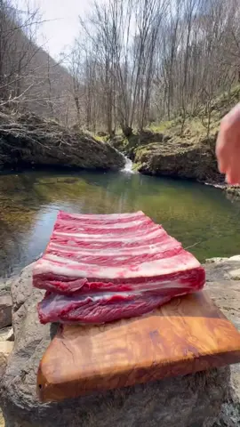 Ribs in the woods 😍 #ribs #cooking #Recipe #ASMR #outdoorcooking
