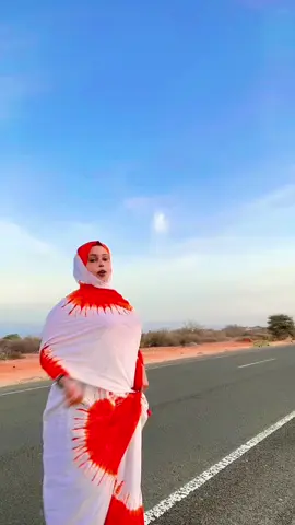 Qalanjo 🤍❤️@Fardowsa collection an cosmeti @Sabiya❤️👩‍🦰 