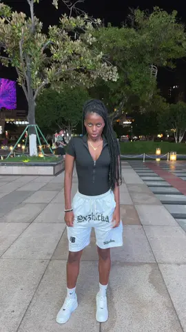 J’étais obligé de faire cette trend 🤣. Dc: @MiraKey’S🐻  , @DEMENTOS  . #panpanicia #pourtoi #fypシ゚ 