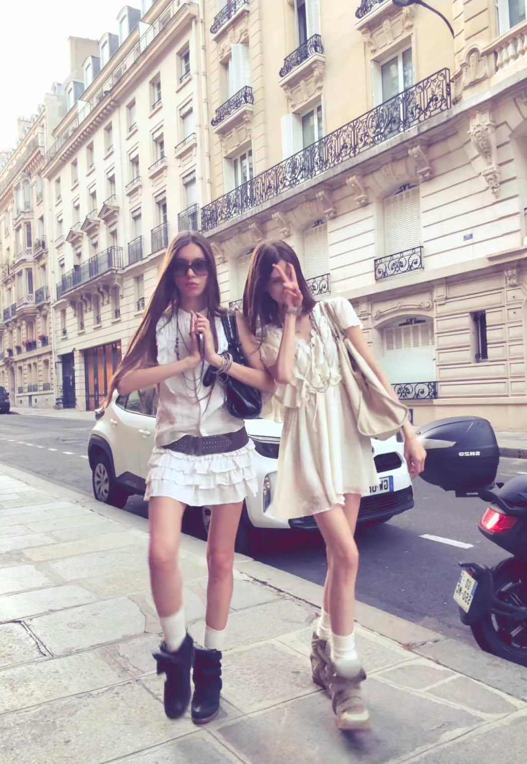 #isabelmarant #paris #OOTD #boho #2010 #zadigetvoltaire #modeloffduty #fashioninspo 