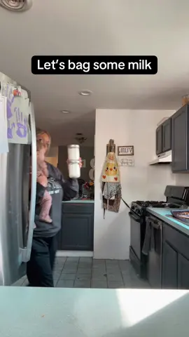 Blessed to have extra milk to bag for my baby 