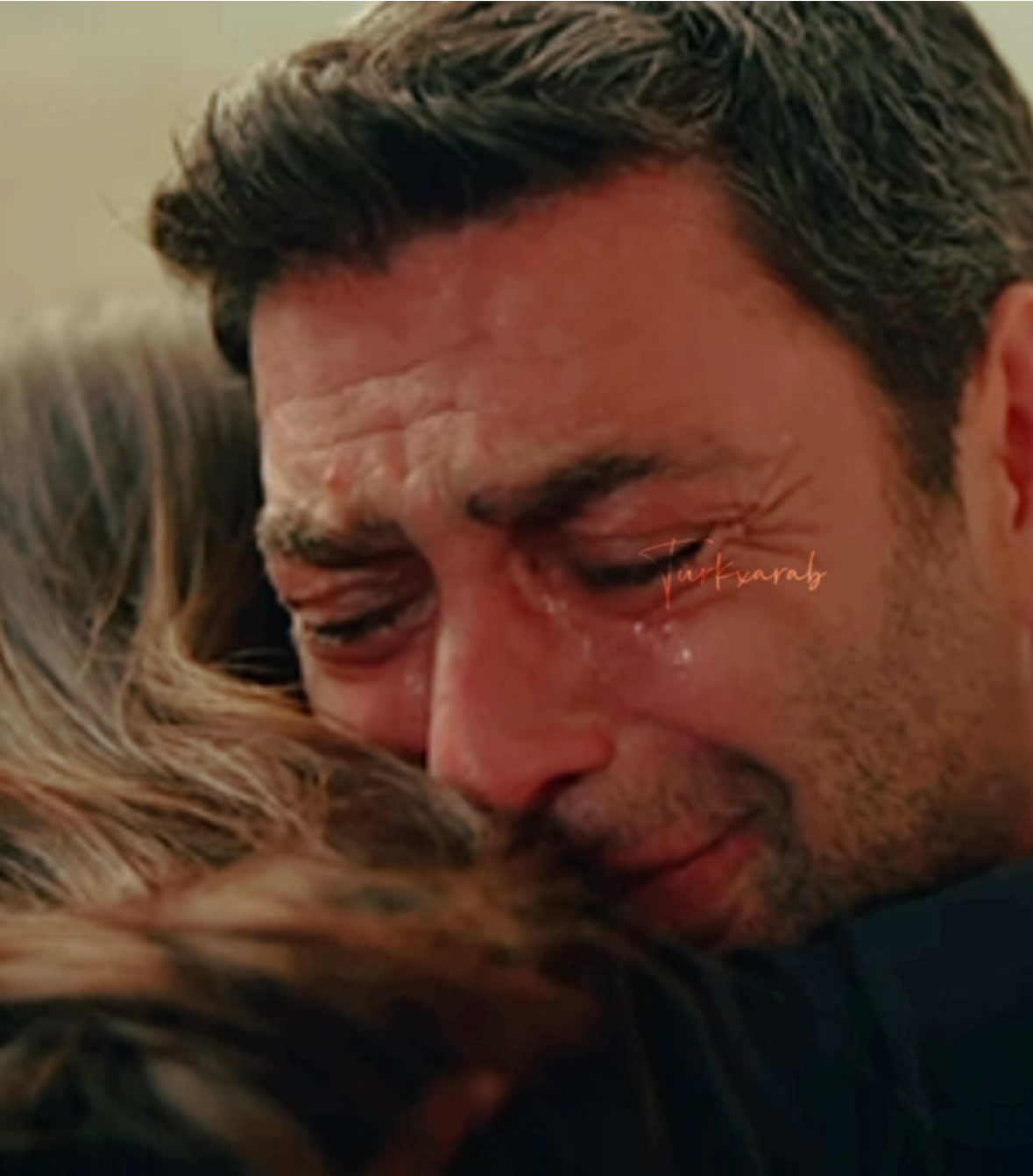 مش دايما بيكون الحب كافي💔#مسلسلات_تركية #اكسبلور #المدينه_البعيده #cihal #uzaksehir 