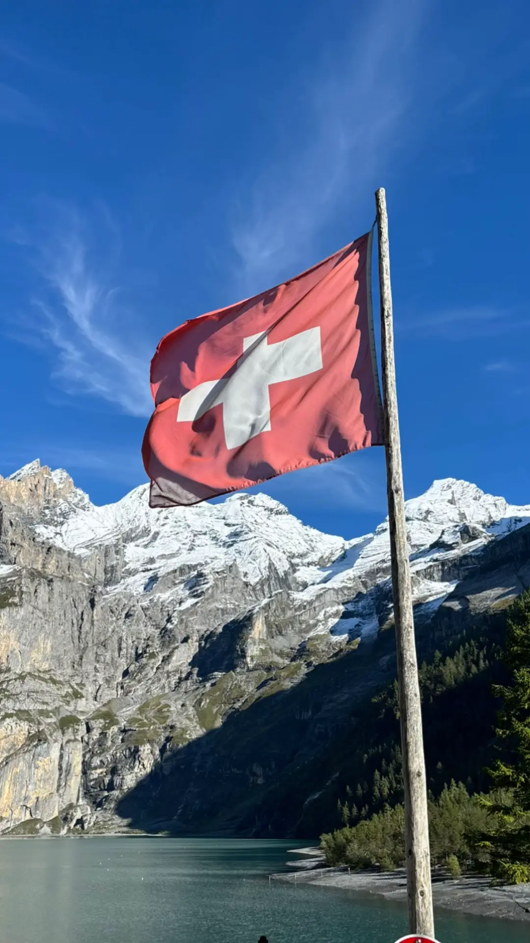 📍oeschinen lake🇨🇭🎒🥾 #switzerland #oeschinenseelake #rando #Hiking #view 