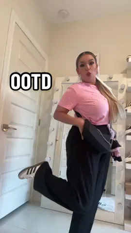Outfit of the day #OOTD #outfitideas #fyp #outfitoftheday #shein 