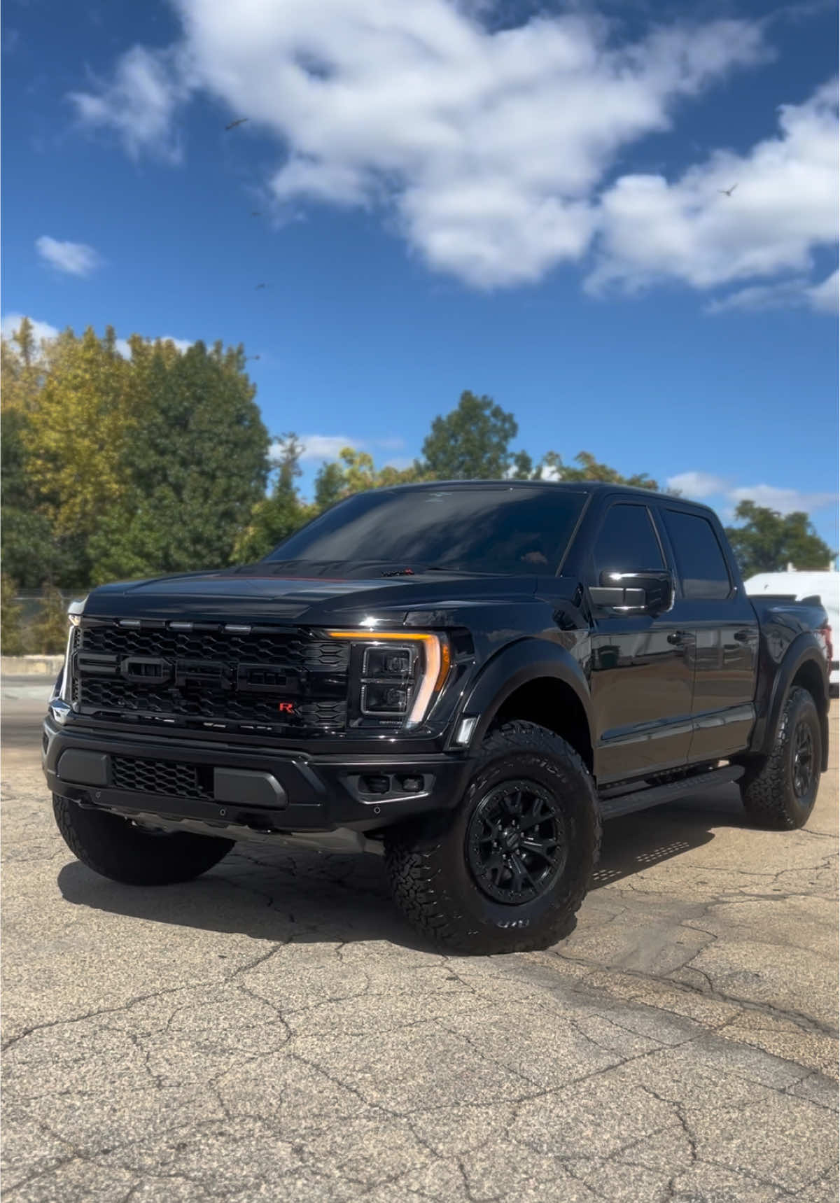 ‼️2023 ford RAPTOR ‘R’‼️ Sound on  🔊 Ready for delivery ✅ #fypシ #fordraptor #f150raptor #carsoftiktok #blowthisup 