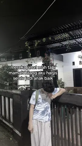 #trending #fyp #lewatberanda #sadvibes #fotolive 