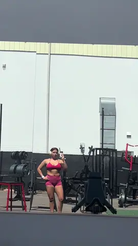 Full lower body workout went hard today!!🔥#gym #motivation @Species_gym 