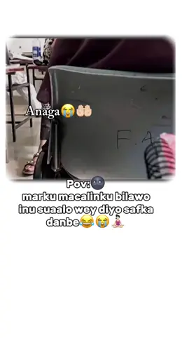 #CapCut 😭🤲🏻😂🌚🏃‍♀️#🐢💐⚡ #🌷☺️💕 #somaliatiktok #viewsproblem💔😔 