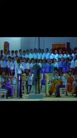 Mustafa Sid Ahmed & The choir of the sudanese institute of music - Azza Fi Hawak (1980) #sudan #sudanese_songs #sudanese_tiktok #music #fyp 