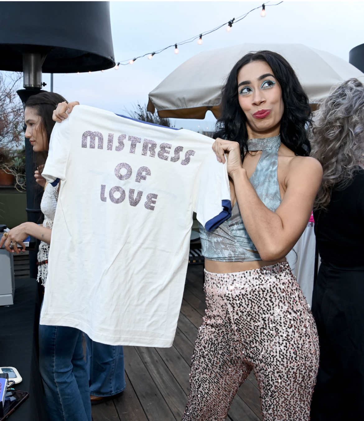 HAPPY 20th ANNIVERSARY ROLL BOUNCE!  . . @Searchlight Pictures #mooreamor #jasminepaigemoore #rollbounce #film #filmreview 