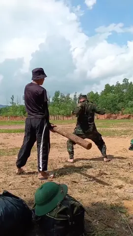 Thằng bạn mất nết 🤣
