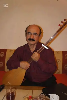 Ölüm bir saniye açlık senelik Karga gibi leş başına tünemeli Yüzyıllarca kan sömüren kenenin Topuğuna bir kurşun sıkan olmadı... #aşıkalinurşani #NURŞANİ 