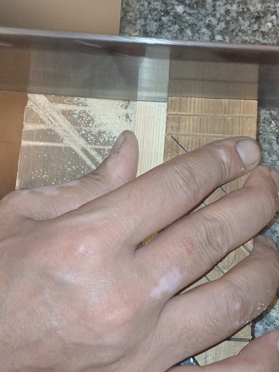 نص/ نص في الطرف  L #woodworking 