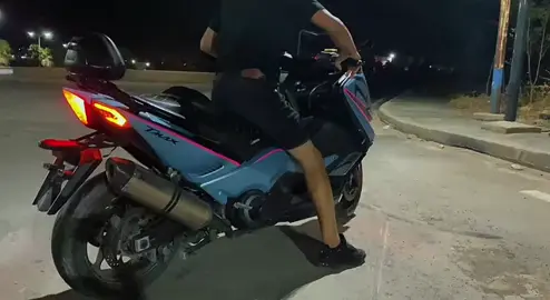 #moto #yamaha #tmax560 #tmax530 #شعب_الصيني_ماله_حل😂😂 