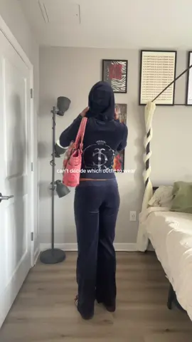 i’m feeling very 90/00s! which outfit should i wear? #dccontentcreator #tracksuit #2000sfashion 