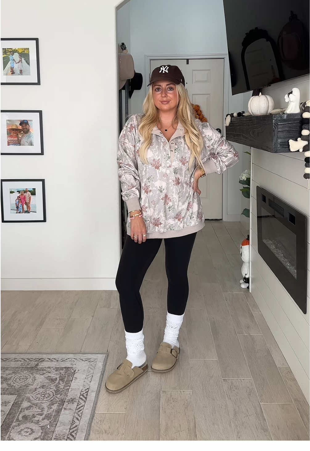 Comfy cute oversized camo pullover restocked! #OOTD #tiktokshopcreatorpicks #tiktokshopblackfriday #tiktokshopfalldealsforyou #tiktokshopcybermonday 