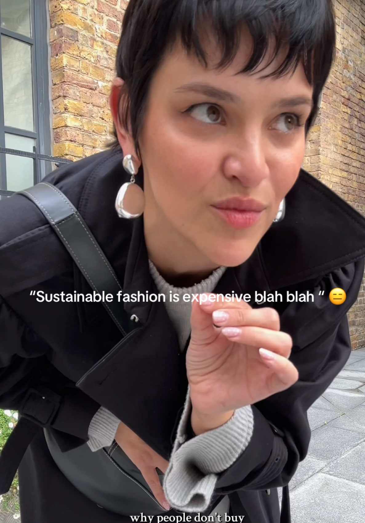 Dying on this hill! But please prove me wrong 🤷🏻‍♀️  #secondhandfashion #capsulewardrobe #sustainablestyle #circularfashion #Sustainability  