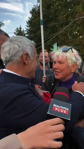 Silvia Dumitrescu alături de Călin Georgescu la IPJ Ilfov #CG 