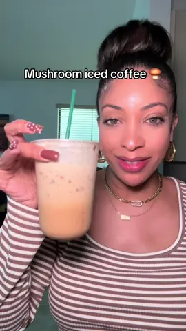 Soooo good and the benefits are top tier 🙌 #mushroomcoffee #mushroomcoffeebenefits #icedcoffee #icedcoffeeathome #geniusmushroomcoffee 