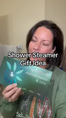 These shower steamers make the perfect gift idea for anytime of the year!! #giftidea #selfcaregift #tiktokshopcreatorpicks  #showersteamer #tiktokshopfalldealsforyou 