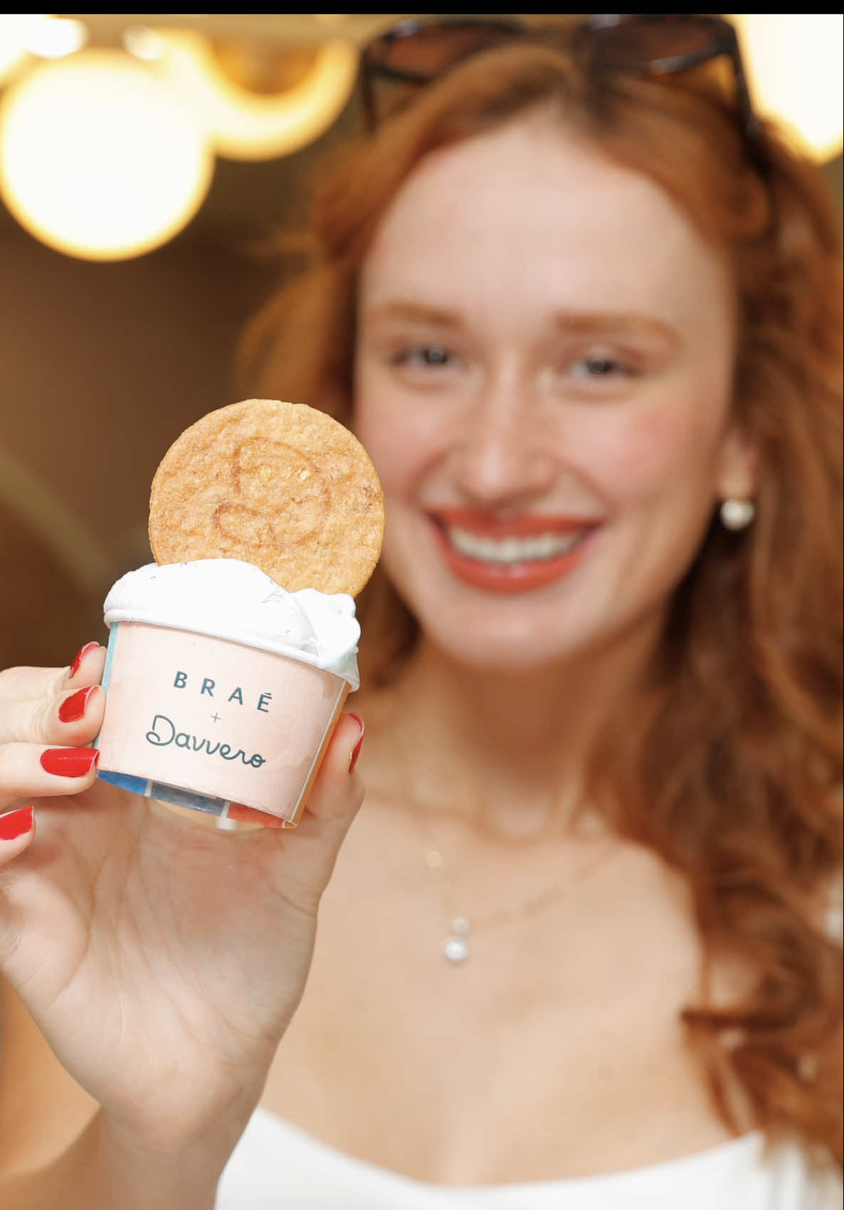 Veio aí!🍦✨ Braé e Davvero se uniram para criar 6 sabores exclusivos de gelato inspirados na linha Braé Stages: Hydration, Nutrition, Oil Control, Blonding, Treatment e Color Protect. A collab ficará disponível na Davvero Matriz, no Itaim Bibi, até 01/11 — um espaço criado para uma experiência imersiva e instagramável, onde beleza e sabor se encontram.  Todas as linhas Braé Stages estão disponíveis no site www.brae.com.br, nos quiosques Braé e nas lojas parceiras.