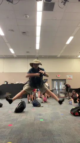 you lame if you don’t dress up for spirit week #fyp #viral #trend #foryoupage #dance 