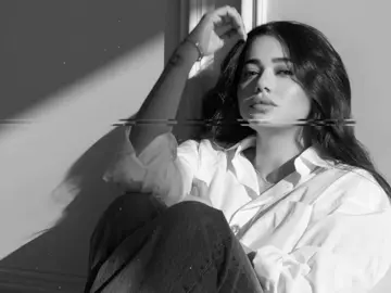 آني هوايه ممنون 💔😔. #foryoupage #foryou #اغاني_مسرعه💥 #اغاني_عراقيه #رحمه_رياض 