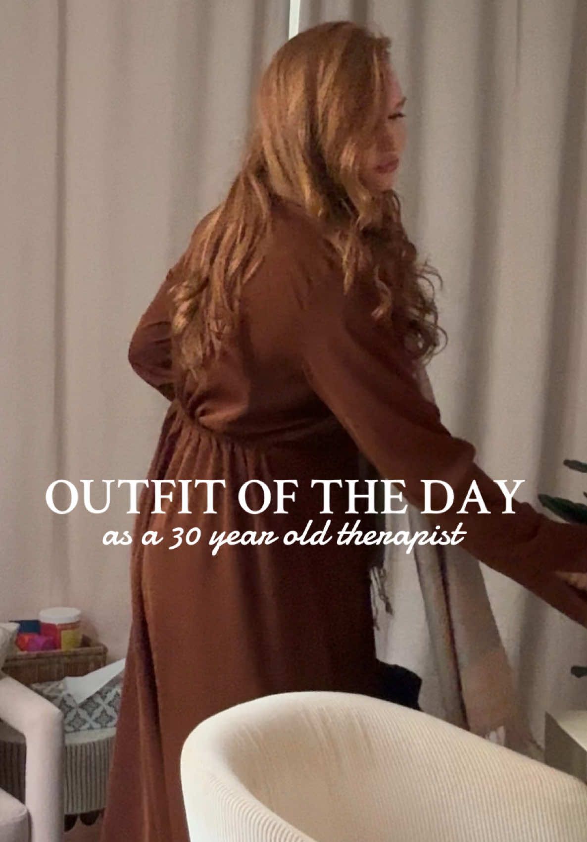 This was before my pedicure, yall don’t look too closely now. Who else felt the SLIGHTEST bit of fall in the air this week in Florida?! I’ll take it 🍁🥰 @Karen Lazar Design @SHEIN @David Yurman @Lucky Brand @Summer Fridays @Cozyloucia.us 