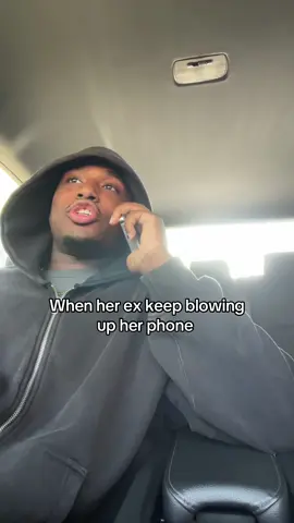 Stop callin her phone fuck ngggaa  #kennethscartoons #funny #relatable #pittsburghcheck #pittsburgh 