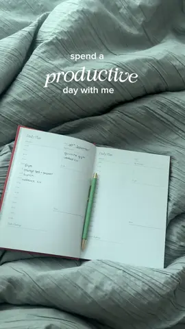 she was indeed a busy woman 😌  #ditl #ugccreator #ugc #busywomen 