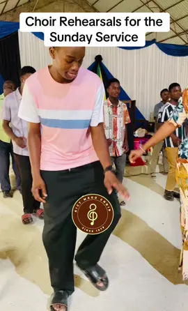 Jumapili ya Wajenzi🔥 #tunaimbainjilitunaishiinjili #aictmaguchoir #gospelviral #upendomedia #exploremore #tiktoktanzania🇹🇿 #viralsongtiktok #gospomedia #tiktokviral #wajenzibora  