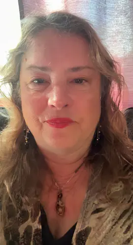 Another neat Halloween transition . 